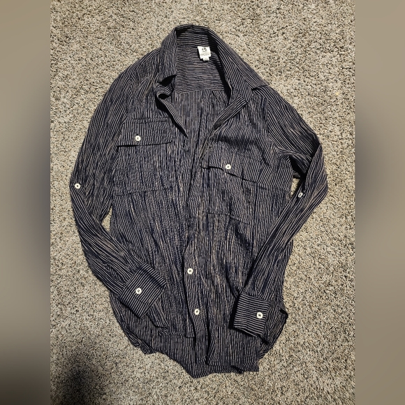 Button down top from Vici - Picture 1 of 4